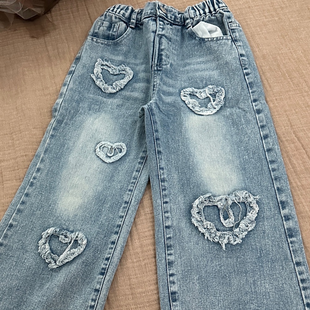SHEIN Kids Blue Heart Patch Jeans